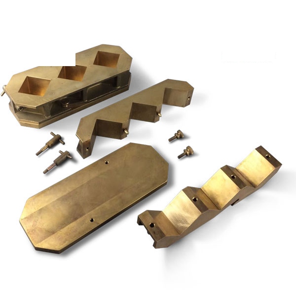 Brass_cast iron three gang cube mould